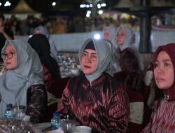 Hadiri Expo Dekranasda Sulsel di Wajo, Indira Yusuf Ismail Sambangi Booth Dekranasda Makassar