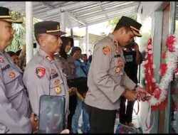 Polres Loteng Bersama Yayasan GIB Serahterimakan Bantuan Bedah Rumah Kepada Warga