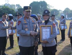 Kapolda NTB Berikan Penghargaan kepada Personel TNI dan Polda NTB Berprestasi