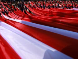 Danny Pomanto Kukuhkan Pasukan Pengibar Bendera Pusaka Kota Makassar 2023