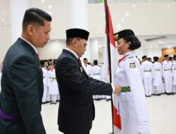 Danny Pomanto Kukuhkan Pasukan Pengibar Bendera Pusaka Kota Makassar 2023
