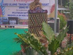 HADIRI HUT SMPN JONGGAT WAKIL BUPATI LOTENG APRESIASI CAPAIAN KEPALA SEKOLAH