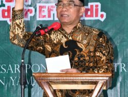 PJ Gubernur Sulbar Prof Zudan Dampingi Menko PMK Muhadjir Berkunjung ke Ponpes Syekh.Hasan Yamani
