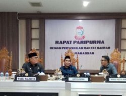Pemandangan Umum Anggota DPRD Makassar, Bahas Ranperda Perubahan APBD TA 2023