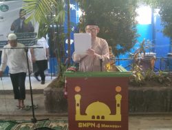 Semarak Maulid, UPT SPfF SMPN 4 Makassar Berbagi Santunan Warga Kurang Mampu