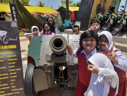 Seru! Siswa UPT SPF SDI Mongisidi Makassar Gelar Outing Class Kunjungi Pameran Alutsista TNI di Pantai Losarii