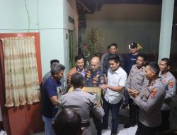 HUT TNI Ke-78, Polres Sumbawa Dan Jajaran Kompak Beri Surprise Untuk TNI Di Kabupaten Sumbawa