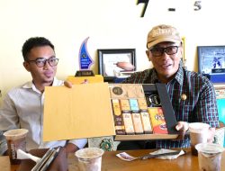 Pj Gubernur Sulbar, Prof Zudan Berkunjung ke Macoa, Coklat Bisa Jadi Oleh-oleh Khas Sulbar