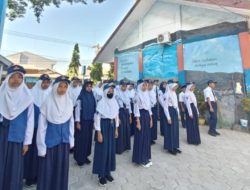 Peringati Hari Kesaktian Pancasila, UPT SPF SMPN 49 Makassar Gelar Upacara Bendera