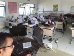 UPT SPF SMPN 54 Makassar Gelar ANBK TP 2023-2024
