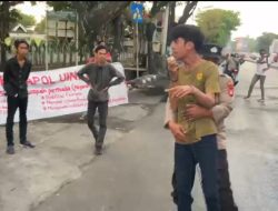 Gelar Unras, HIMAPOL UINAM Mengutuk Tindakan Represif Kepolisian