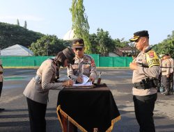 Kapolres Loteng Pimpin Sertijab PJU dan Kapolsek.