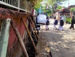 Disdik Makassar Upayakan Tembok Pagar SD yang Nyaris Roboh dan Diganjal Bambu Diperbaiki Tahun Ini