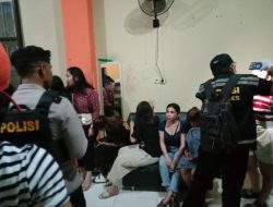 Razia dan Tes Urine Pengunjung Cafe Jelang Nataru, 3 Orang Positif Methamphetamine