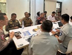 Satpol PP Makassar bersama Tim LLAJ Mulai Tindak Tegas Pak Ogah Pengatur Jalan