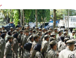 Plt Kasatpol Pp Menjadi Pembina Upacara Pengibaran Bendera Merah Putih Dihalaman Kantor Balai Kota Makassar