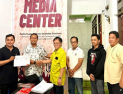 Kembali Terjadi Baliho Caleg PSI Ditutupi APK Caleg Demokrat, Panwaslu Tamalanrea Bergerak Cepat Selesaikan Sengketa