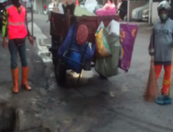 Camat Ujung Pandang Pantau Kebersihan Jelang Musim Hujan