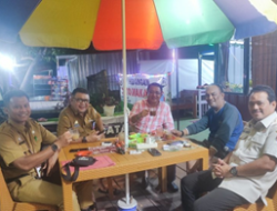 Asisten 1, Plt Kadis PPKB Pemkot Makassar Bersama Plt Dppkb Ngopi Sanatai Di Kedai 17