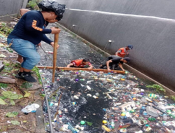 Kerja Bakti Sabtu Bersih Kecamatan Bontoala Dipusatkan di Laiya Jalan