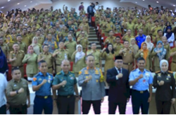 Camat Biringkanaya Bersama Lurah Sekecamatan Birinkanaya Hadiri Penandatanganan Netralitas ASN di Ruangan Sipakatau