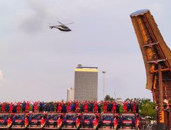 Puncak Perayaan Tahun Baru 2024 di Makassar, Bendera Palestina Warnai Atraksi Water Dance