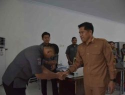 Tingkatkan Pelayanan Administrasi, Sekwan Hamzih Kunjungi Kantor Sementara Bagian Umum dan Keuangan Sekretaris DPRD Sulbar