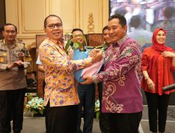 Wali Kota Danny dan Ribuan Umat Kristiani Serukan Pemilu Damai di Perayaan Natal Oikumene