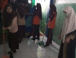 UPT SPF SMPN 13 Makassar Gelar Kerja Bakti, Gotong Royong Dalam Lingkup P5