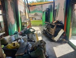 Peduli Sesama, Dirlantas Polda Sulsel Berikan Bantuan Sembako ke Korban Kebakaran di Kelurahan Tallo
