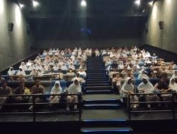 Pelajar UPT SPF SMPN 25 Makassar Gelar Quthing Class, Nonton Film Pulang Tak Harus Rumah