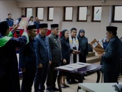 Lantik Empat Pejabat Disdukcapil Makassar, Ini Pesan Wali Kota Danny!
