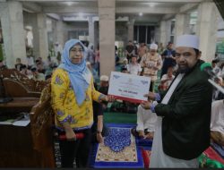 Dana Hibah Pemkot Makassar Dukung Pembangunan Masjid Ihyatul Jamaah, Diskominfo Serahkan Rp100 Juta