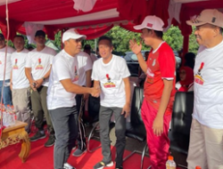 Rudianto Lallo Bersama Danny Pomanto Ramaikan Jalan Sehat IKA Unhas Bone