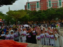 UPT SPF SDI Tello Baru Ikuti Buka Puasa Bersama anak yatim dan kaum duafa di Pantai Losari