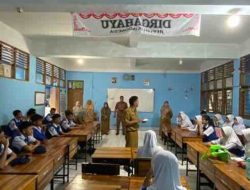 Antisipasi Kejahatan Phising, Kominfo Makassar Goes to School Hadir di UPT SPF SMPN 1 Makassar