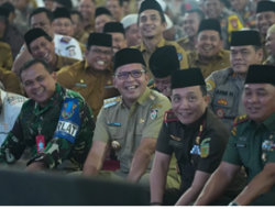 Danny Pomanto, Pj Gubernur Sulsel dan Forkopimda Bersama Ribuan Masyarakat Ikuti Dzikir dan Doa Kebangsaan