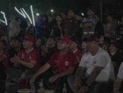 Tersebar di Empat Titik, 120 Gerobak Pisang Epe Temani Masyarakat Nobar Indonesia VS Irak