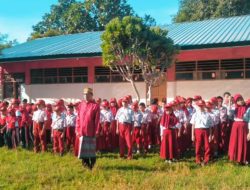 UPT SPF SDN Lariang Bangi 1 Makassar Gelar Upacara, Peringati Hardiknas Tahun 2024