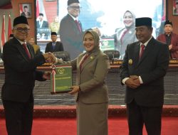 DPRD Sulbar Rapat Paripurna Penyerahan LHP BPK RI Atas LKPD Pemprov Sulbar 2023 dan Ikhtisar Hasil Pemeriksaan Daerah 2024