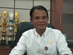 Kadisdik Kabupaten Bone Andi Fajaruddin Programkan Seragam Sekolah Gratis, “Mahasiswa Dan Orang Tua Siswa Respon Positif”