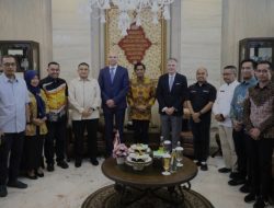 Pj Sekda Firman Terima Kunjungan Dubes dan Dirjen Politik Kemenlu Kroasia Petar Mihatov, Bahas Peluang Kerja Sama