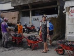 Giat Sabtu Bersih di Ujung Tanah, Sekcam Turun Langsung Bersama Lurah, Koramil dan RT/RW