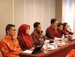 PJ Sekda Hadiri Evaluasi SAKIP, Paparkan Lorong Wisata, Makassar Sombere Smart City Hingga Low Carbon City