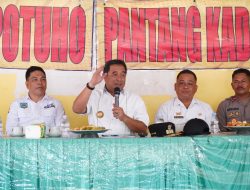 Sapa Warga Aralle Mamasa, Pj Bahtiar Dengar Curhat Kades, “Ada Seribu Warga Kami Terkendala Akses Komunikasi dan Darat’