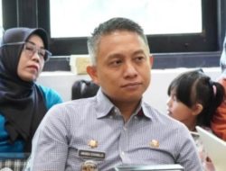 Camat Ujung Tanah Hadiri Rakor Pembahasan RAPBD-P di BPKAD Makassar