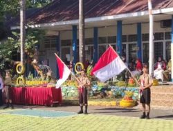 Semarakkan HUT RI ke-79, UPT SPF SMPN 16 Makassar Gelar Upacara Bendera