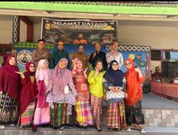 Sambut HUT RI ke-79, UPT SPF SD Inpres Bawakaraeng Makassar Gelar Upacara Kenakan Baju Adat