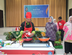 TP PKK Makassar Tingkatkan Kapasitas Kader Pokja III Kecamatan Wajo dan Kecamatan Mariso