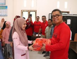 IKA Unhas Sulbar Bakti Sosial dan Cinta Bahari di Majene hingga Intervensi Stunting